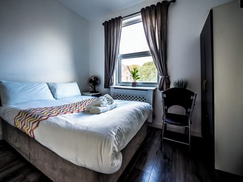 Iron/ironing board, free WiFi