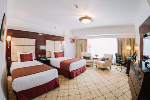 Deluxe Room, 2 Twin Beds | Minibar, in-room safe, desk, soundproofing