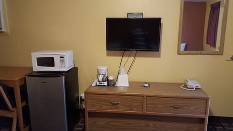 Double Room, Non Smoking | Room amenity