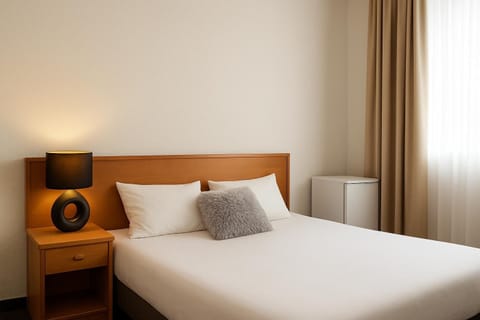 Classic Double or Twin Room, City View | Hypo-allergenic bedding, desk, laptop workspace, free WiFi