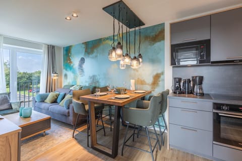 Apartment | Dining