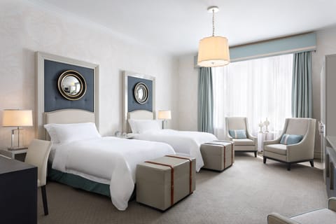 Executive Room, 2 Twin Beds | Frette Italian sheets, premium bedding, minibar, in-room safe