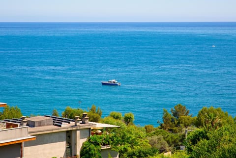 Apartment, 2 Bedrooms, Sea View | Water view