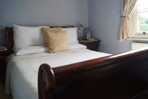 Double Room, Ensuite (Small)