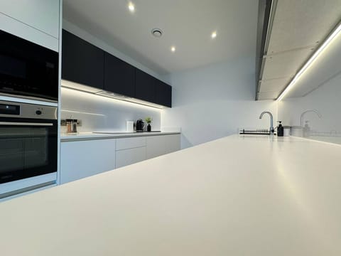 Apartment, 3 Bedrooms, Accessible | Interior