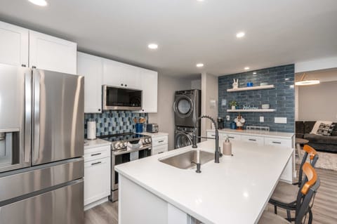 House, Multiple Beds, Patio, Garden View (The Gathering House) | Private kitchen