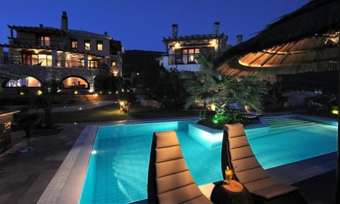 Indoor pool, seasonal outdoor pool