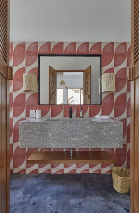 Comfort Double Room, Pool View | Bathroom