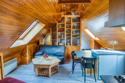 Iron/ironing board, free WiFi, wheelchair access