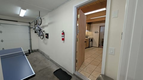 Condo, 4 Bedrooms | Interior