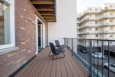 Luxury Apartment with Balcony and  Sauna | Terrace/patio