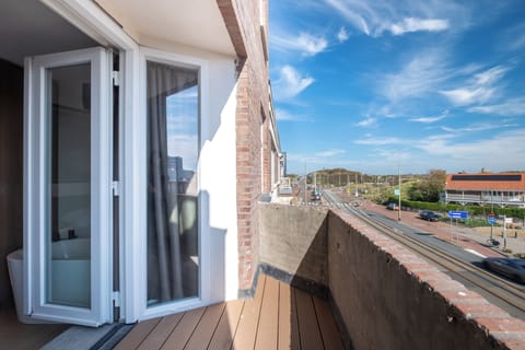 Luxury Apartment with Balcony and  Sauna | Terrace/patio