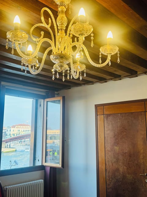 Basic Quadruple Room | Desk, free WiFi