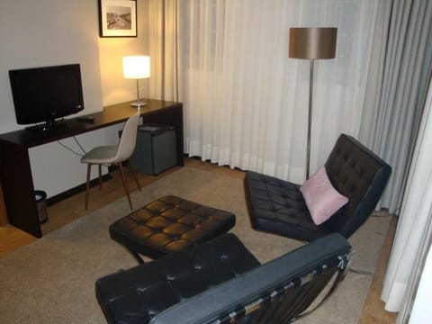 Junior Suite, City View | Desk, free WiFi, bed sheets, wheelchair access