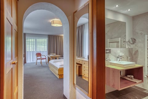 Comfort Double Room, Balcony | In-room safe, desk, free WiFi