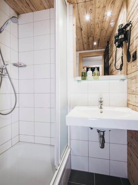 Free toiletries, hair dryer, towels, soap