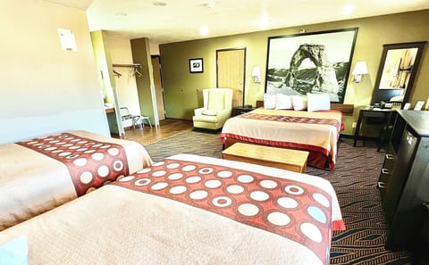 Suite, Multiple Beds, Non Smoking | Desk, laptop workspace, rollaway beds, free WiFi