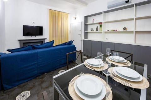 Comfort Apartment | Living area