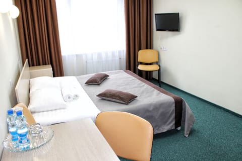 In-room safe, desk, iron/ironing board, free WiFi