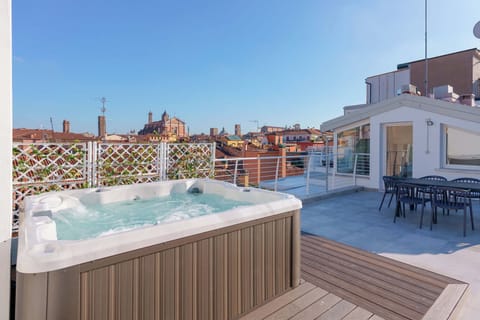 Comfort Condo, City View | Terrace/patio