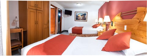 Duplex Suite | In-room safe, desk, free WiFi, bed sheets