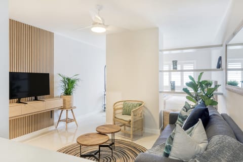 Apartment, Smoking | 1 bedroom