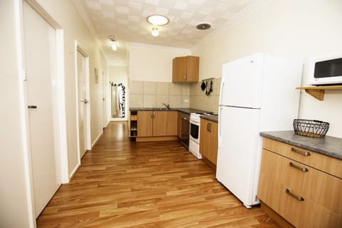 Condo, 3 Bedrooms | Private kitchen | Fridge, electric kettle