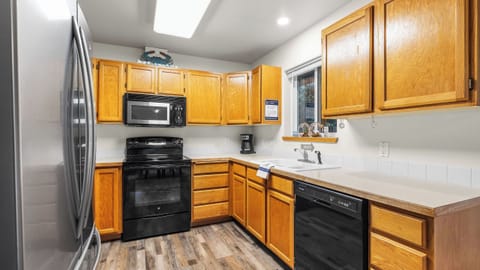 House (1 Bedroom) | Interior