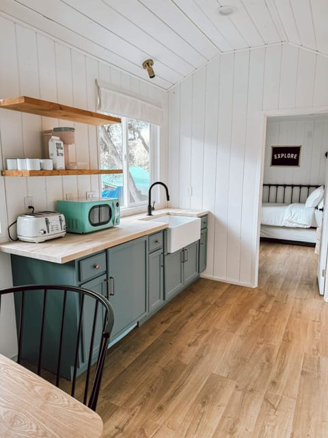 Dove Cottage | Private kitchen | Microwave, coffee/tea maker, toaster, cookware/dishes/utensils