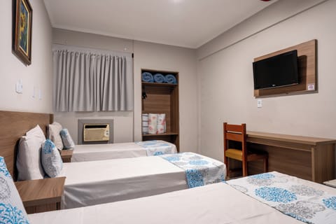 Triple Room | Free WiFi, bed sheets