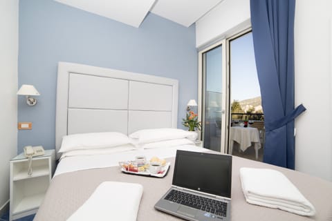 Classic Double Room, Terrace | Minibar, in-room safe, desk, soundproofing