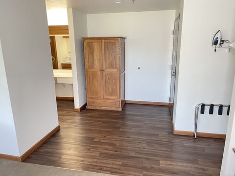 Suite, Kitchenette (2 King Beds and 1 Sofa Bed) | Iron/ironing board, cribs/infant beds, rollaway beds, free WiFi