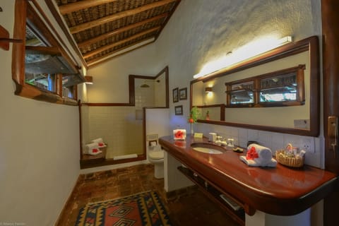 Villa, 1 Bedroom | Bathroom | Rainfall showerhead, designer toiletries, hair dryer, bathrobes