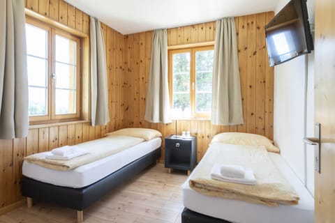 Blackout drapes, free WiFi, bed sheets