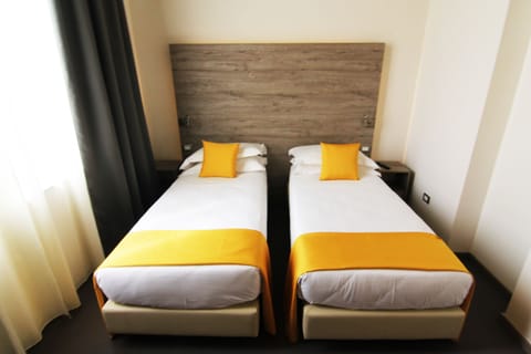 Standard Double Room | Premium bedding, minibar, in-room safe, desk