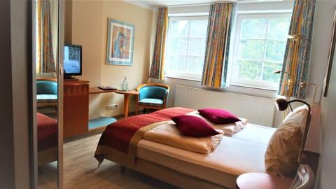 Standard Double Room, 1 Double Bed | Premium bedding, in-room safe, free WiFi, bed sheets