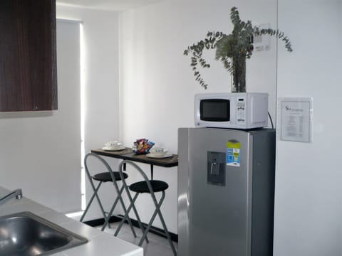 Economy Studio, 1 Bedroom | Private kitchenette