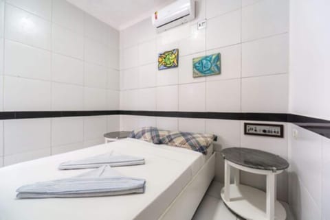 Double Room | Minibar, desk, free WiFi, bed sheets