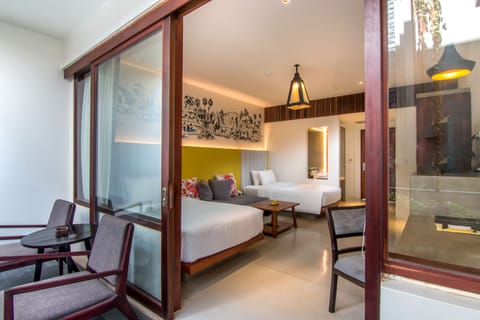 Deluxe Twin with Balcony | 1 bedroom, premium bedding, minibar, in-room safe