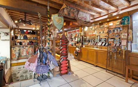 Gift shop