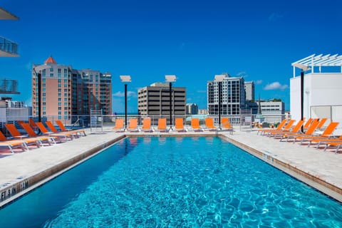 Outdoor pool, pool umbrellas