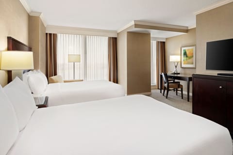 Premium bedding, pillowtop beds, in-room safe, desk