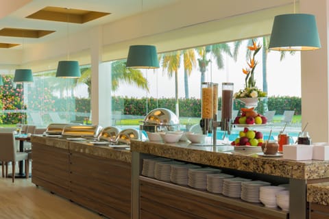 Daily buffet breakfast (USD 15 per person)