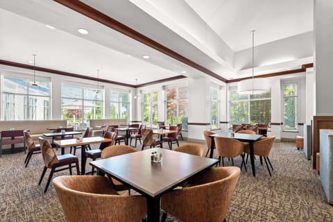 Daily cooked-to-order breakfast for a fee