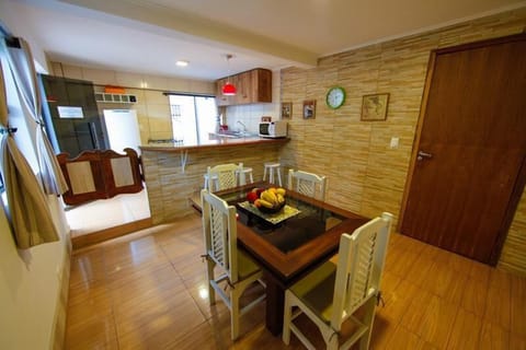 Apartment, 2 Bedrooms, Terrace | In-room dining