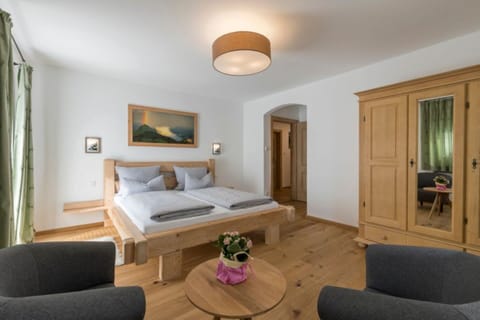 Apartment | 3 bedrooms, individually furnished