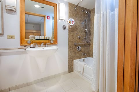 Basic Suite, 2 Queen Beds, Accessible, Non Smoking (Mobility & Hearing, Bathtub) | Bathroom | Free toiletries, hair dryer, towels