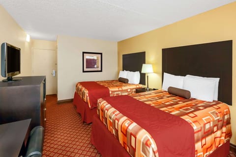 Room, 2 Queen Beds, Non Smoking (Mobility Accessible) | Premium bedding, pillowtop beds, desk, blackout drapes