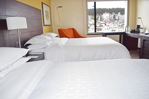 Egyptian cotton sheets, premium bedding, minibar, in-room safe