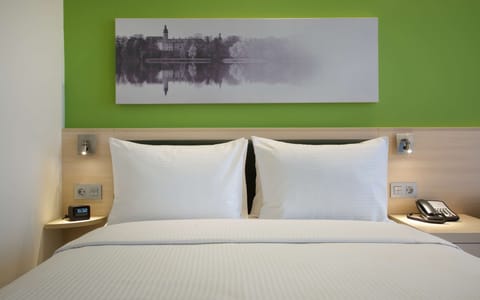 Premium bedding, in-room safe, desk, soundproofing